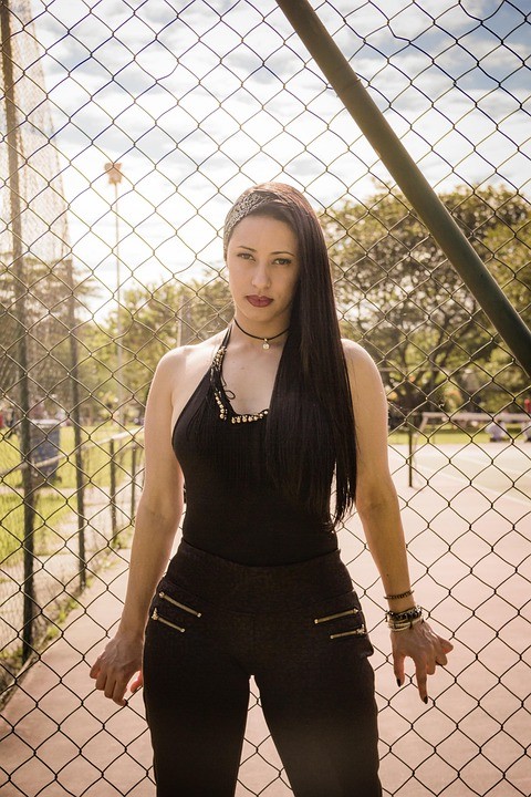 כמה מין קורה בעולם?